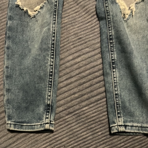 NWT Free People : Turquoise Distressed Jeans - 27 - Picture 5 of 13